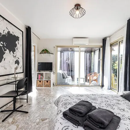 Le Globe Trotteur * Saint-Laurent-du-Var